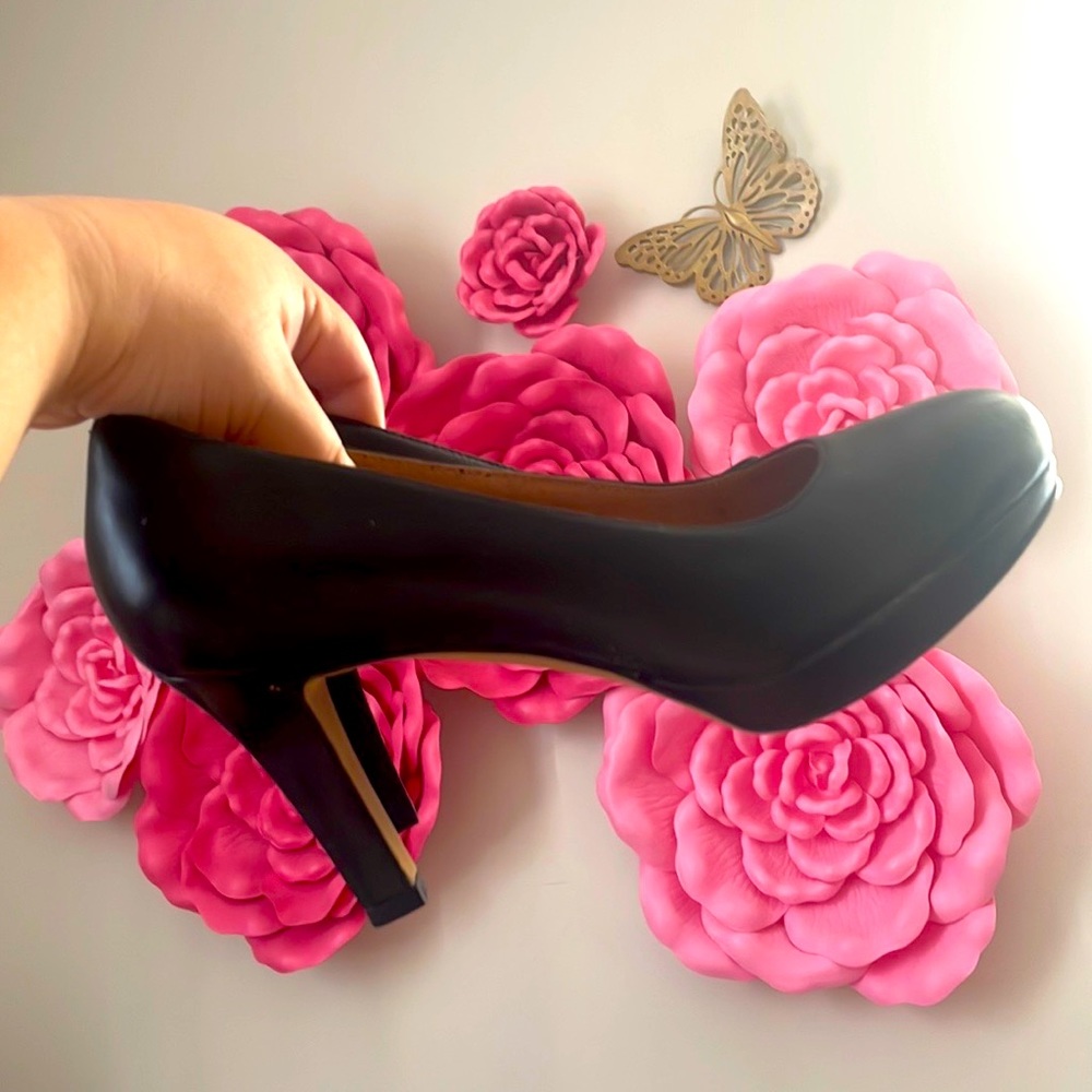 Clarks Delsie Bliss Platform Pumps